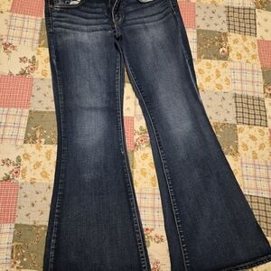 Size 12 Short Boho Artist AE Classic Dark Wash Flared Women’s Jeans